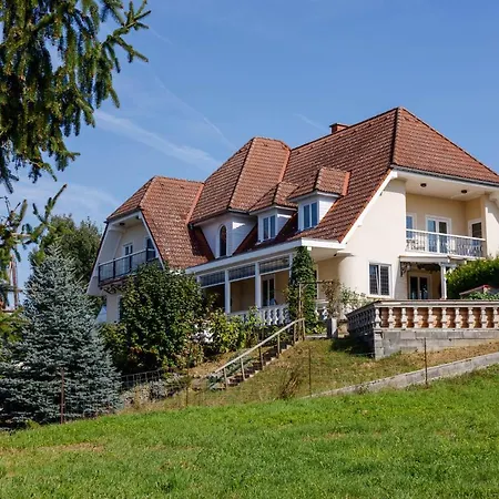 Klein Holland 4* Kapfenstein