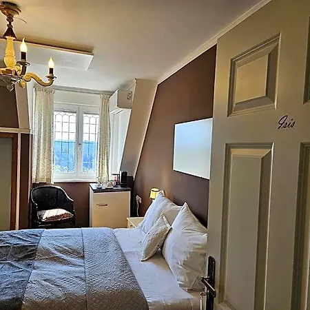 Klein Holland Hotel 4*